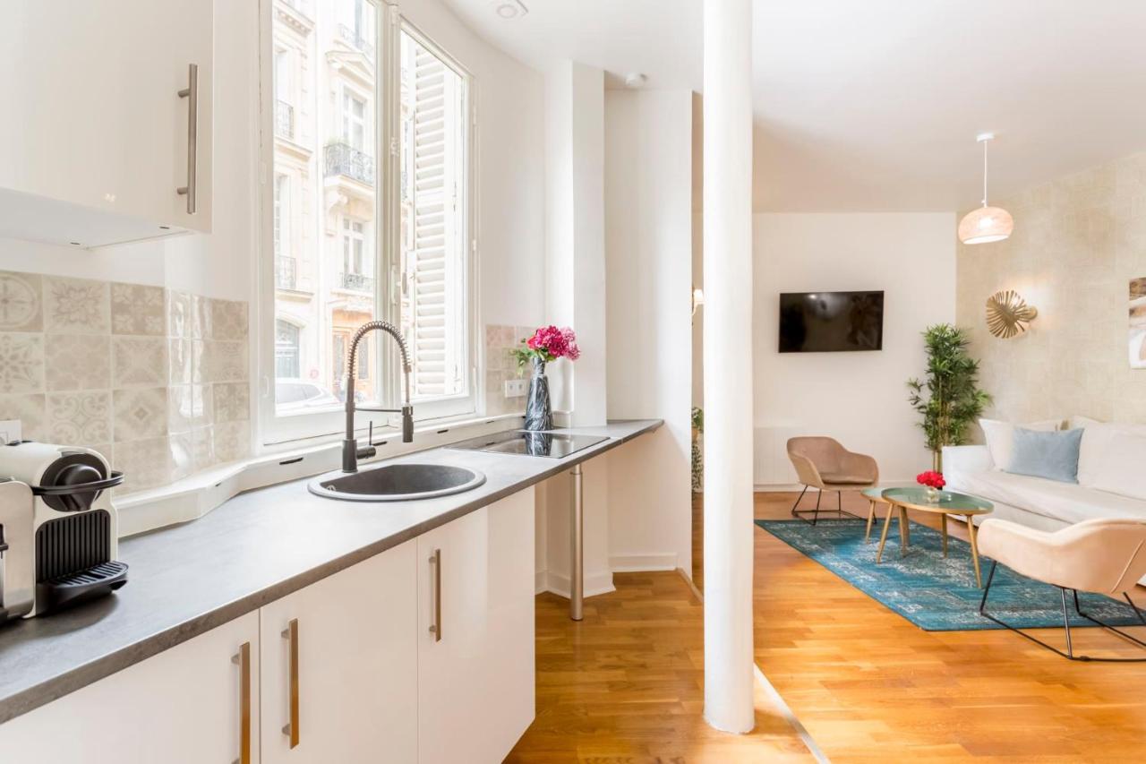 Cozy Apartment - Champs Elysees - Monceau パリ エクステリア 写真