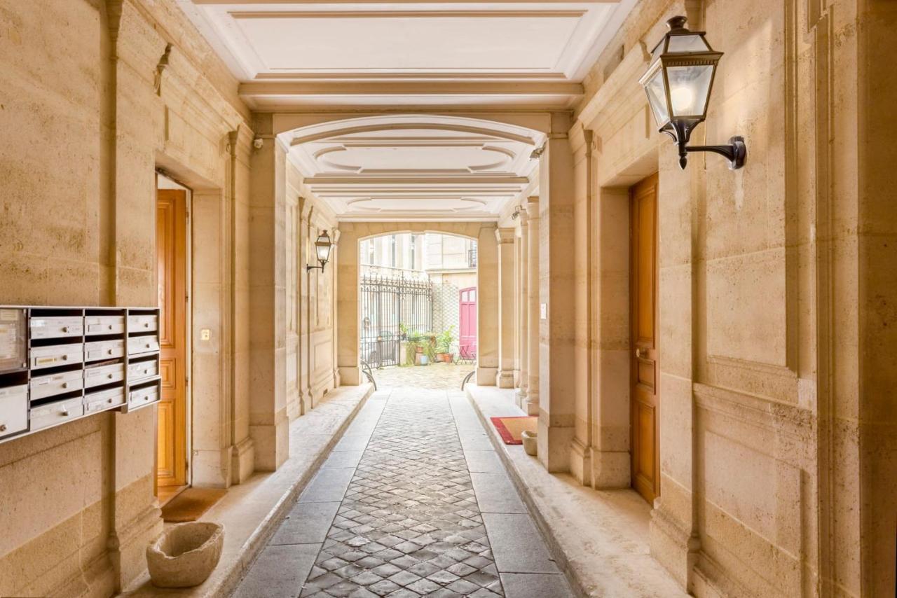 Cozy Apartment - Champs Elysees - Monceau パリ エクステリア 写真