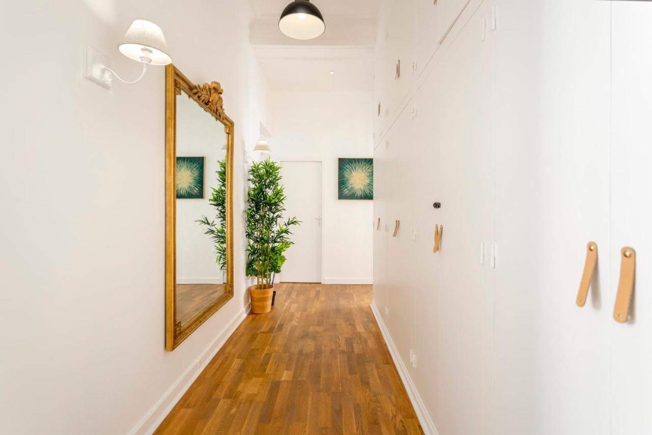 Cozy Apartment - Champs Elysees - Monceau パリ エクステリア 写真