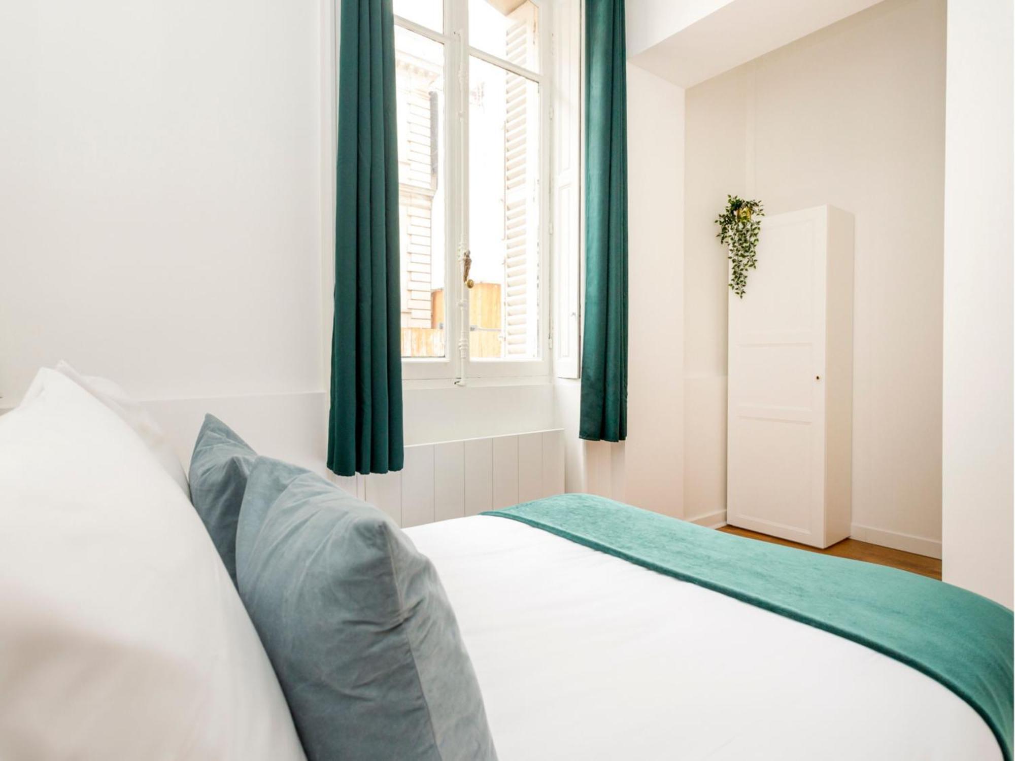 Cozy Apartment - Champs Elysees - Monceau パリ エクステリア 写真
